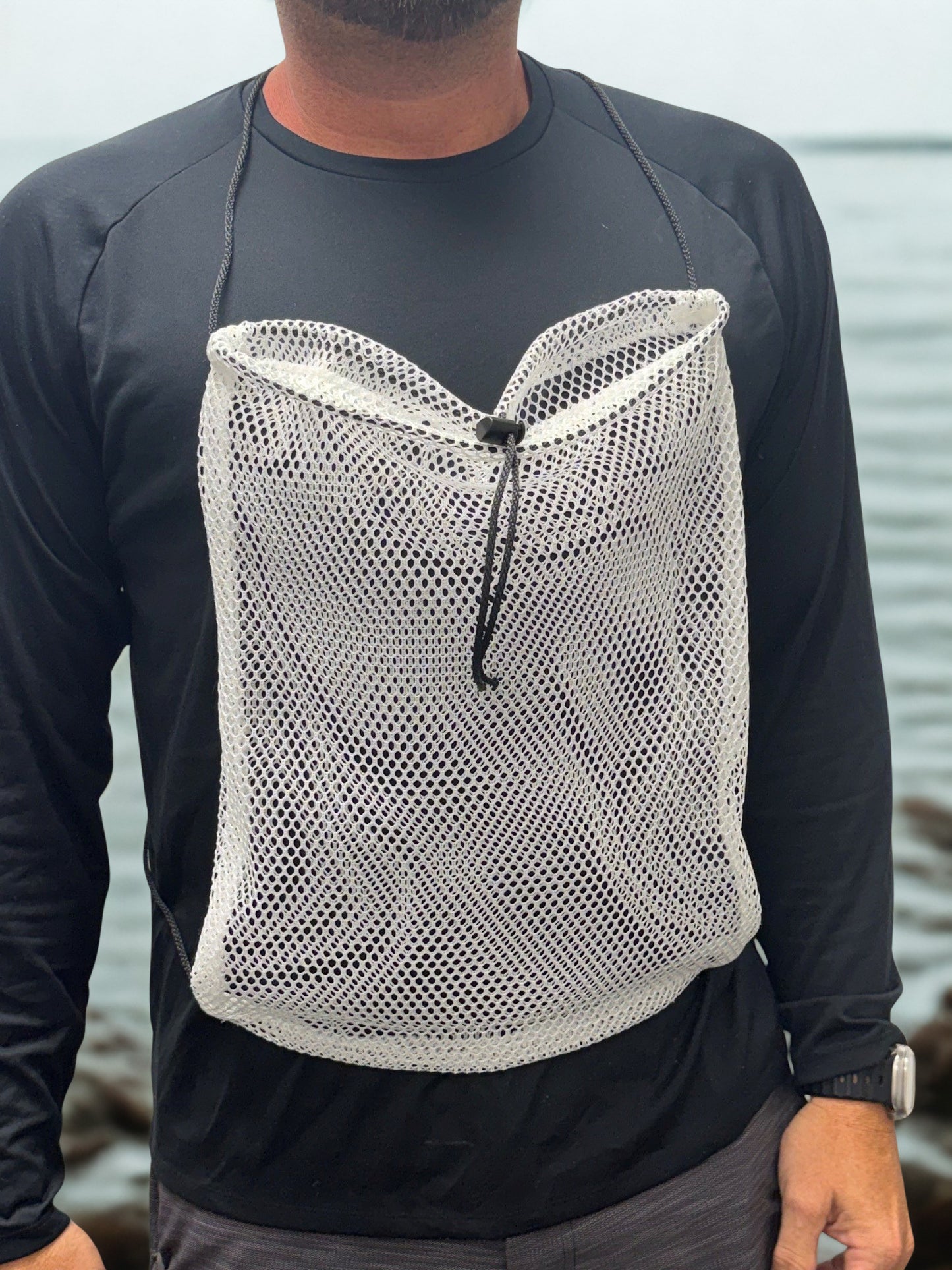 Hands-Free White Mesh String Clamming Scalloping Bag – 16.5" x 13.5" with 30" Adjustable Strap 2 Pack