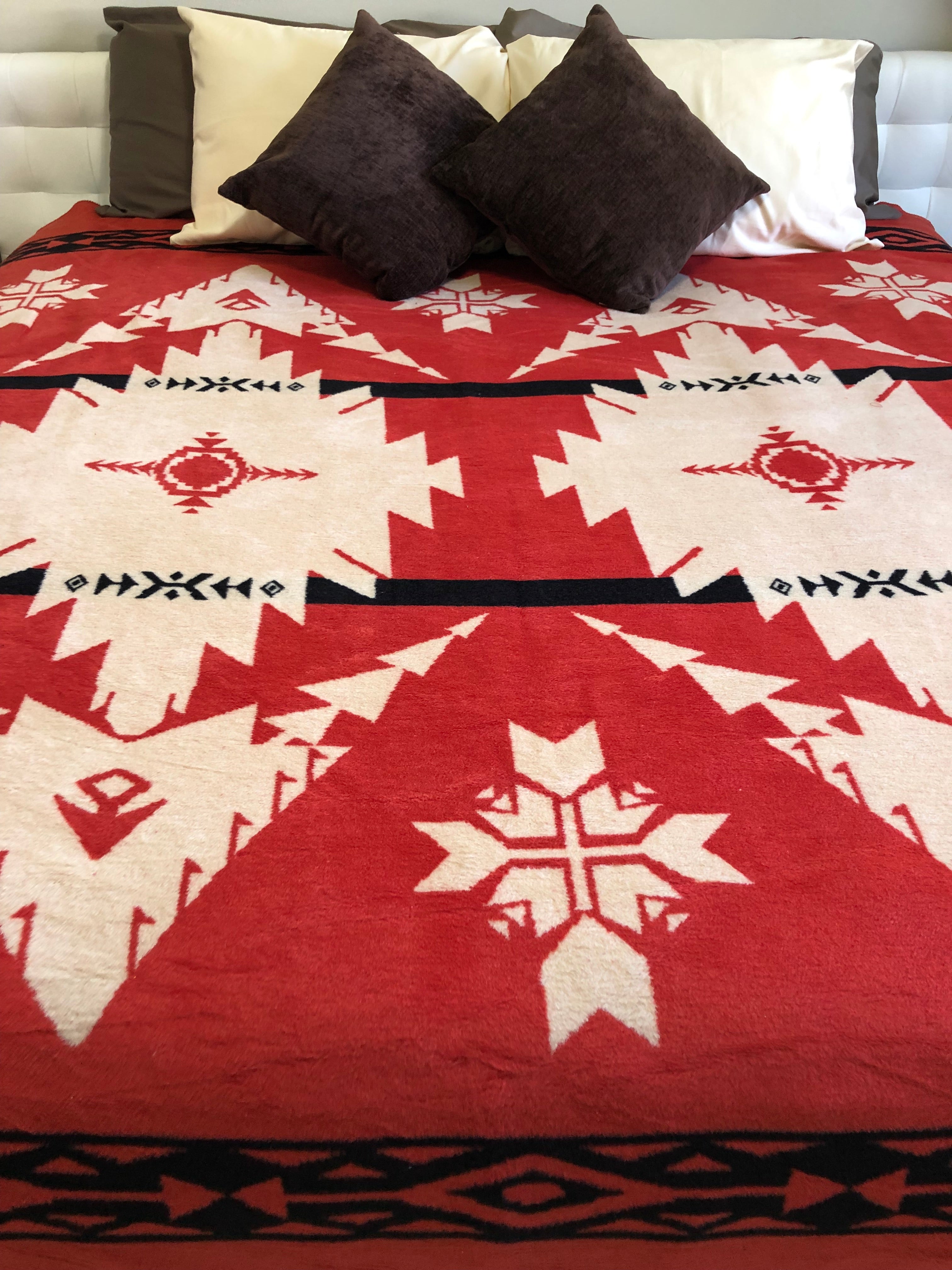 Blankets & Towels – Southern Textiles