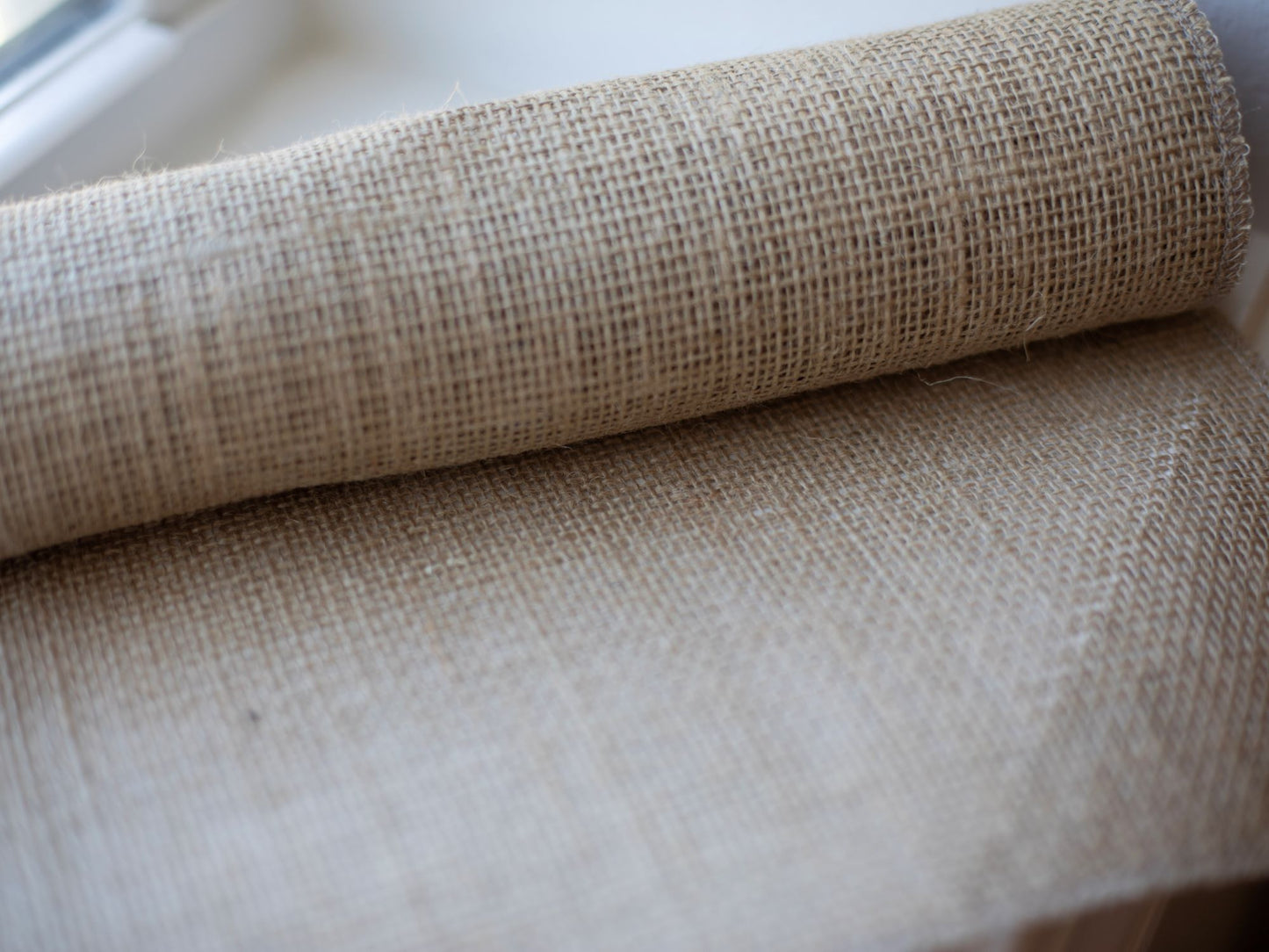 Burlap Natural Jute Table Runners, Rustic Table Décor, Boho Chic, Decor for Weddings, Parties, Birthdays, and Holidays